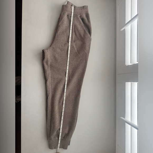 Varley Ribbed Joggers - Picture 7 of 7